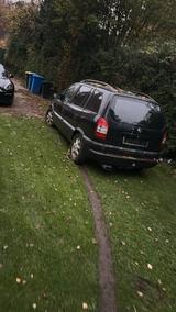 Opel Zafira 2.2 DTI - - Opel Zafira aus 2003 mit Diesel-Antrieb