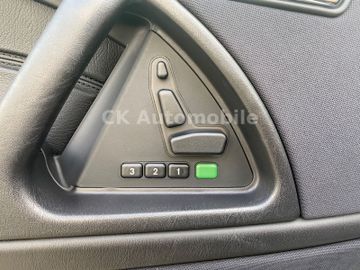 Fahrzeugabbildung Mercedes-Benz SL 280 Cabrio/Navi/Leder/Xenon/Klima/Tempomat