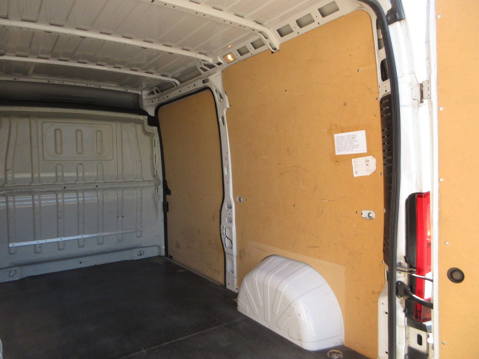 Fahrzeugabbildung Fiat Ducato Kasten 120MJT  L2H2  NAVI/AC/KAMERA/PDC