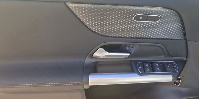 B 180 Progressive (EURO6e) Navi/Autom./Klima/LED