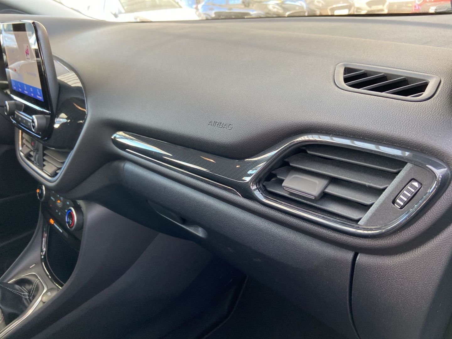 Fahrzeugabbildung Ford Puma Titanium 1.0 Mild Hybrid Winterpaket GJR NA