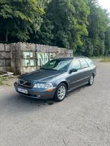 Volvo V40 Kombi 1,9DI mit TÜV - Volvo V40 mit Diesel-Antrieb: 1.9