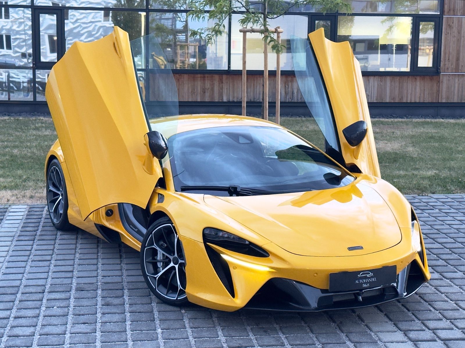 McLaren Artura *MSO, VOLL-CARBON, PERFORMANCE, GARANTIE*