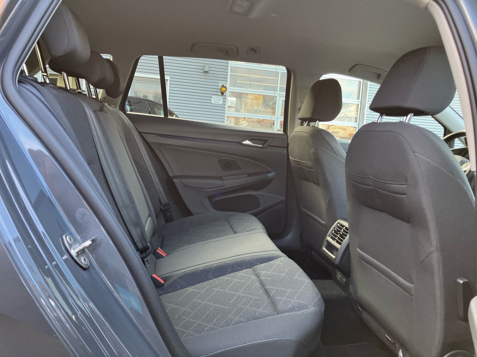 Volkswagen Golf - Bild 16