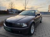 BMW 3 Coupe 320 Ci TURMALINVIOLETT, AHK - BMW 320 aus 2003: 320ci