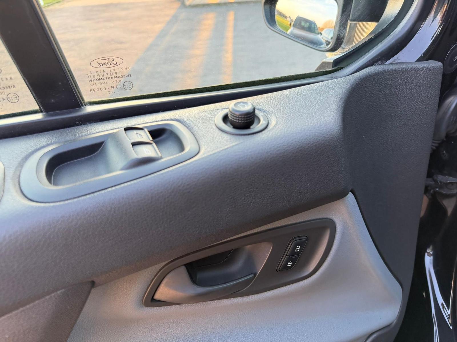 Ford Transit Custom Ambiente Behindertengerecht