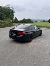 BMW 316i - (F30) - BMW 316: F30