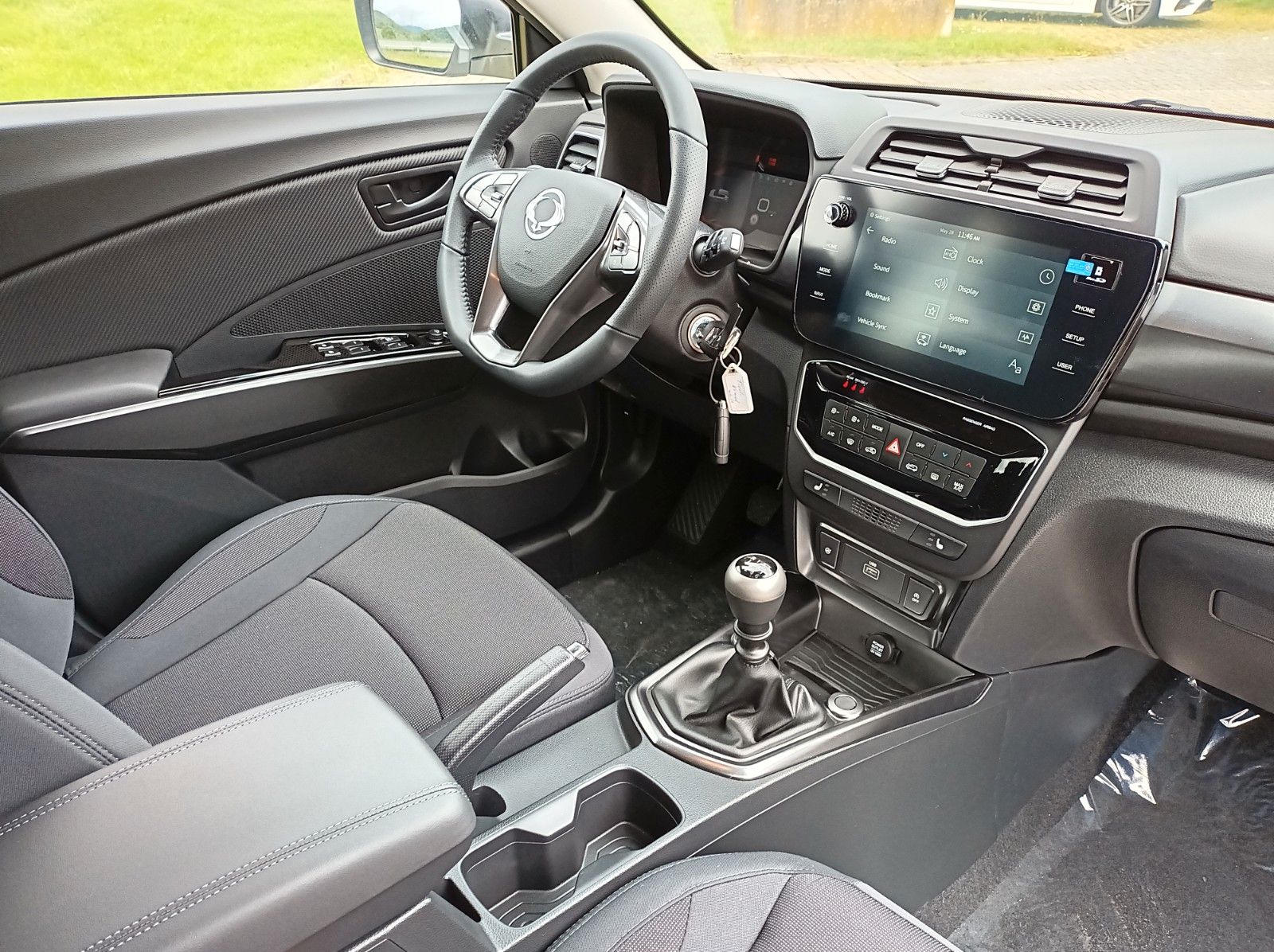 Fahrzeugabbildung KGM TIVOLI NOMAD+SH+KLIMAANLAGE+R.-KAMERA+10.25 ZOLL