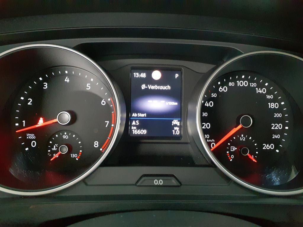 Volkswagen Tiguan Life MOVE 1.5 TSI DSG AHK*RFK*PDC*Tempo