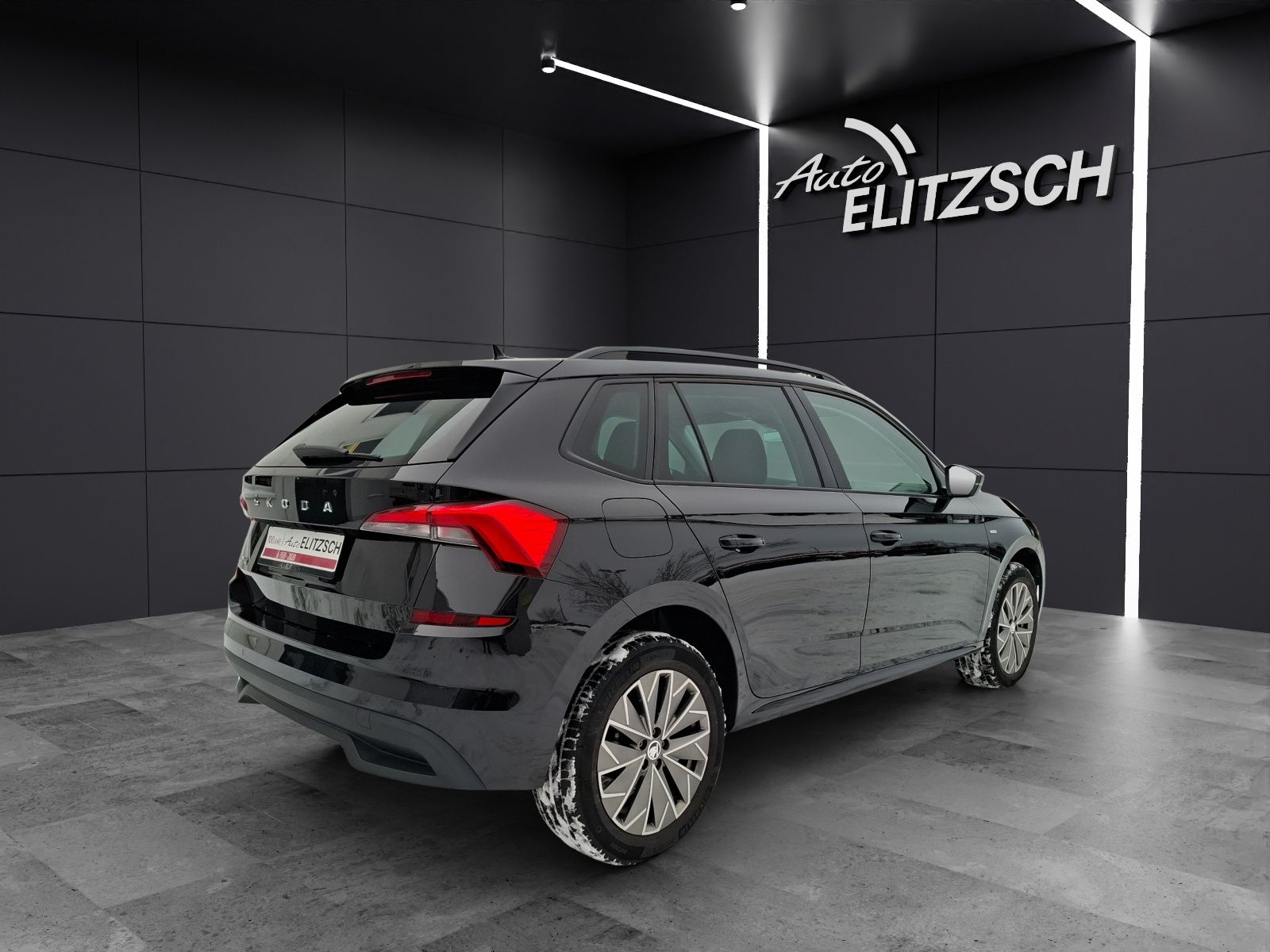 Fahrzeugabbildung SKODA Kamiq TSI Clever LED Navi AID PDC SH LM