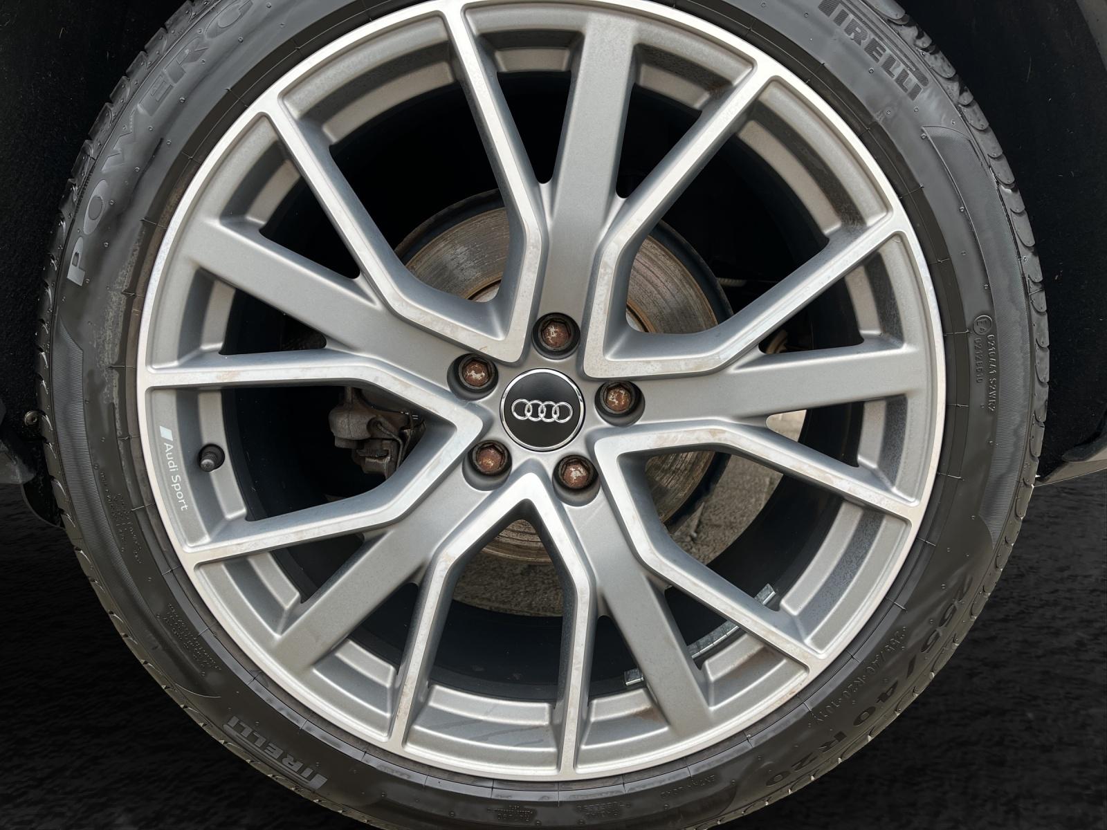 Audi Q3 35 TFSI Advanced  AHK Navi LED Kamera PDC LM 