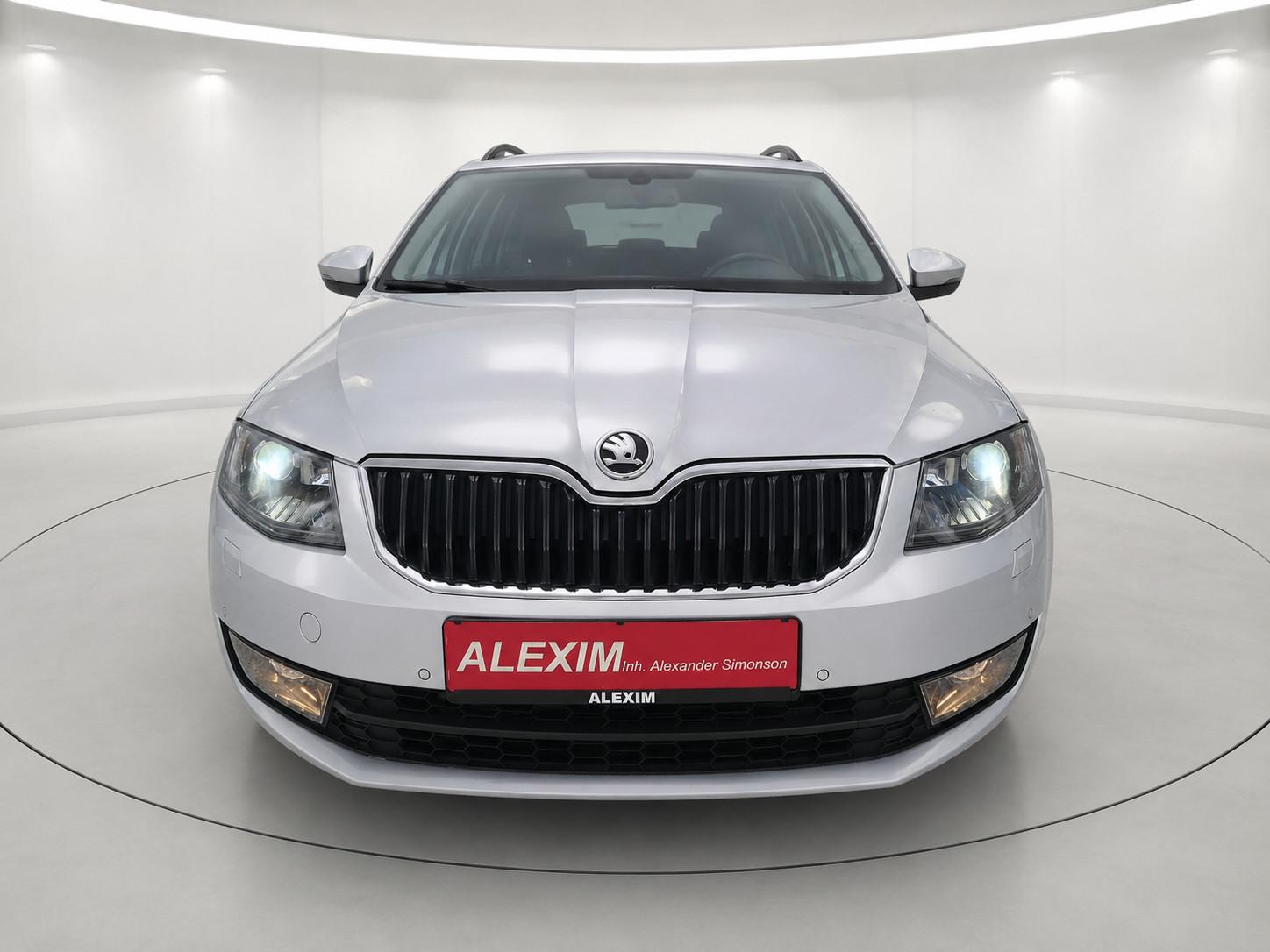 Skoda Octavia Combi 2.0 TDI Style/Bi-Xenon/Carplay