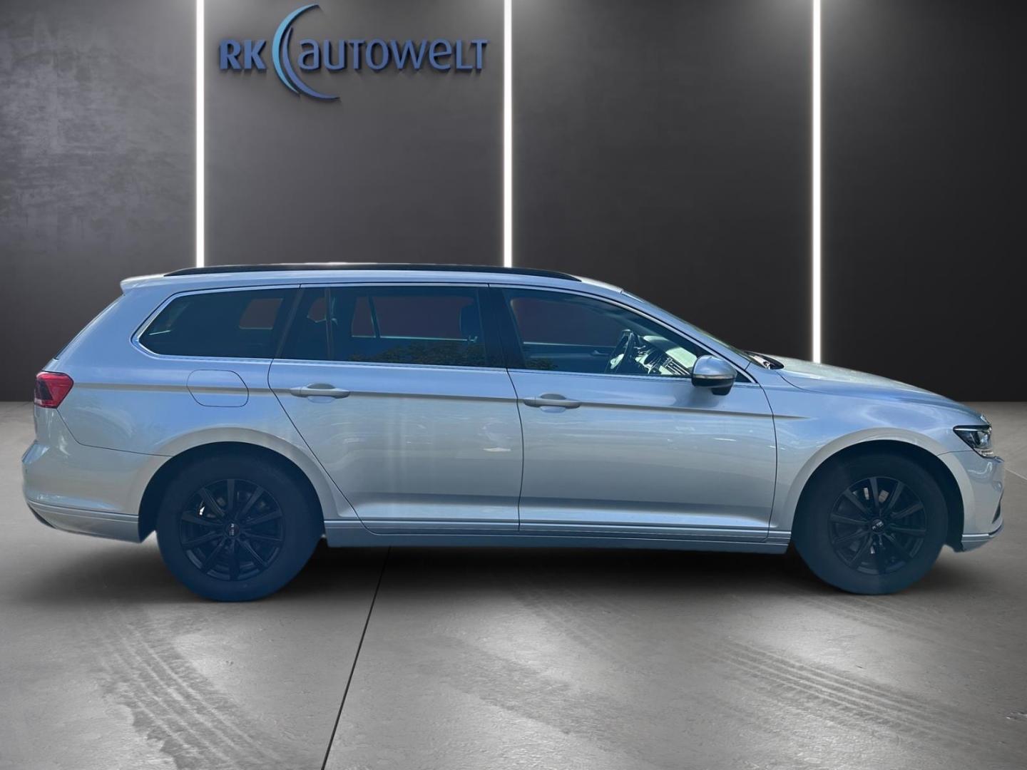 Volkswagen Passat Variant Business 1.5 TSI BMT Navi Bluetoo