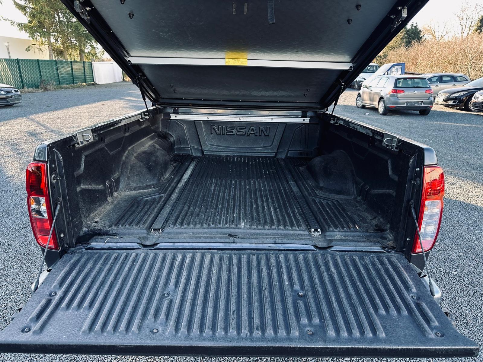 Nissan Navara King Cab 190CH | 4x4 | GPS | Caméra | Attelage