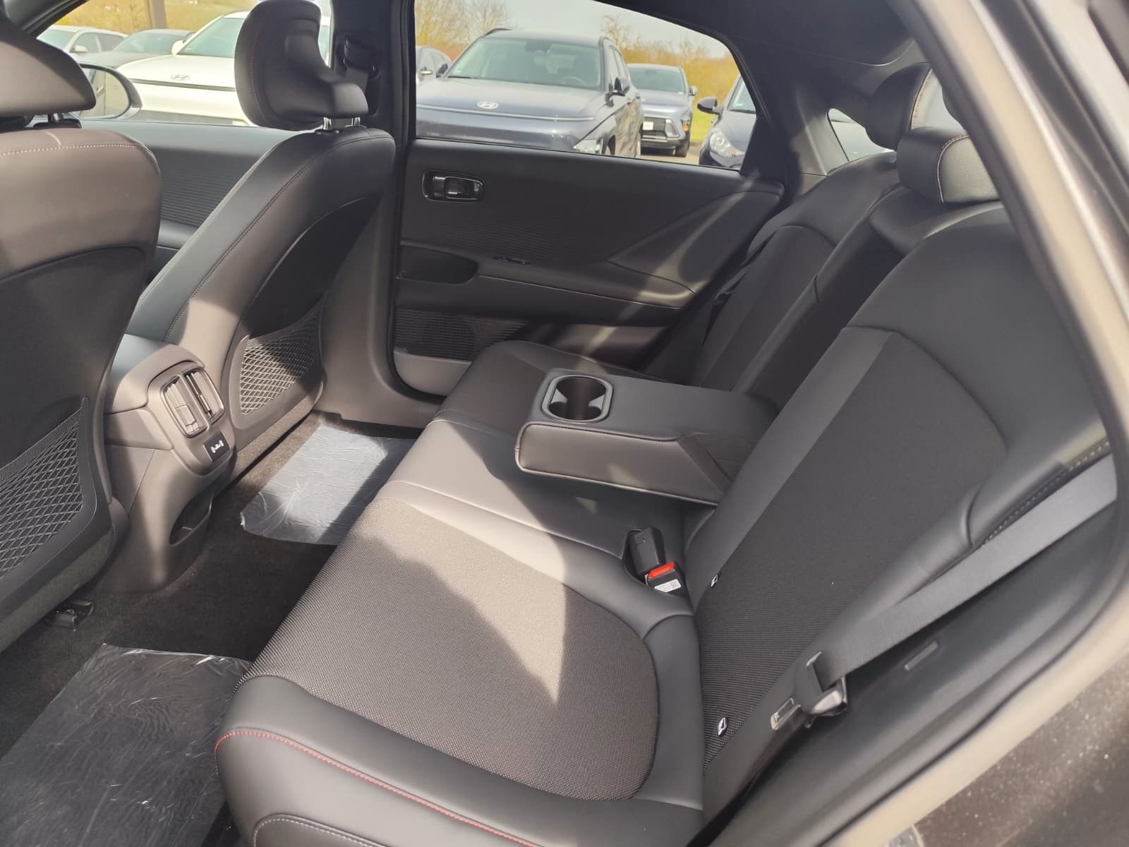 Hyundai IONIQ 6 – Bild 36