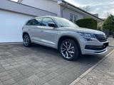 Skoda Kodiaq 2.0 TSI DSG 4x4 SPORTLINE Pano ACC AHK - Skoda Kodiaq in Saarbrücken