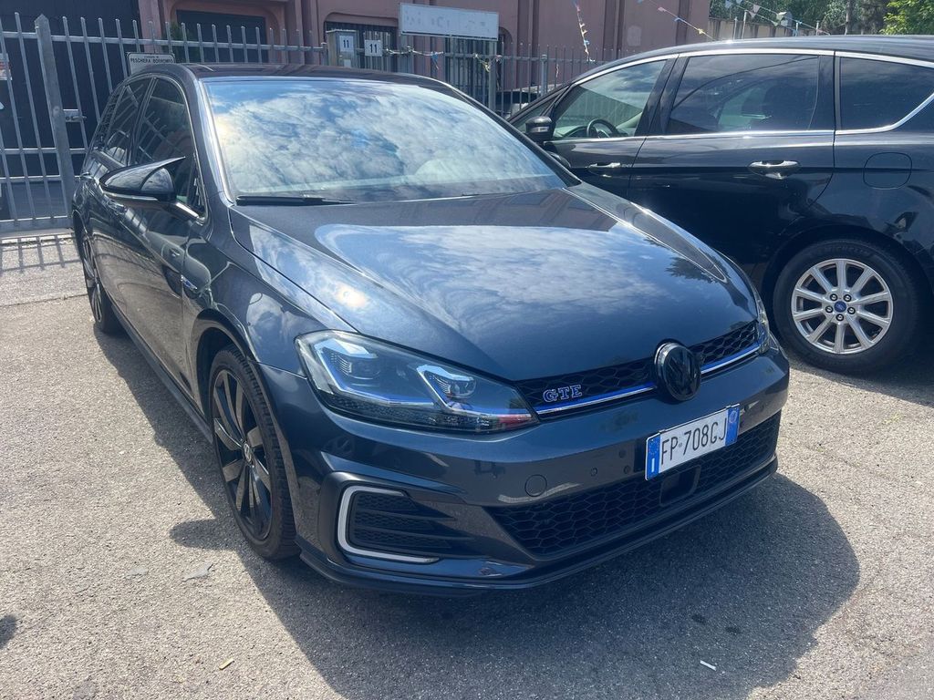 Image of Volkswagen Golf