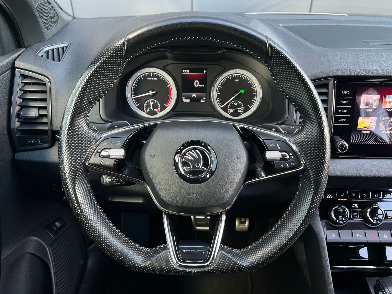 Fahrzeugabbildung SKODA Karoq Sportline 2.0 TSI DSG 4x4*AHK,elekt.Heckkl