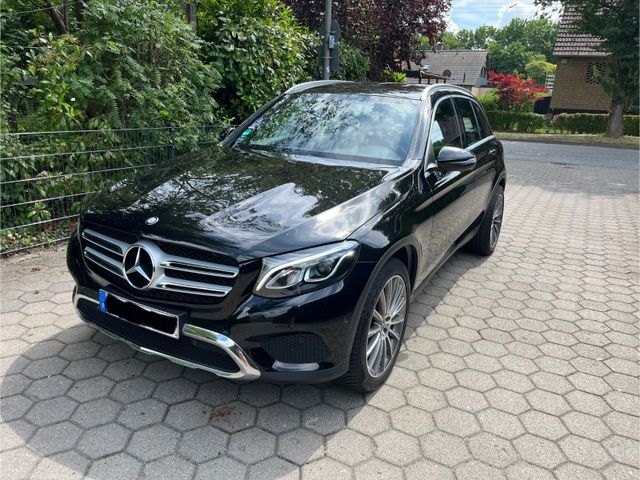 MERCEDES-BENZ  GLC 220d 4MATIC / Standheizung / COMAND/AHK