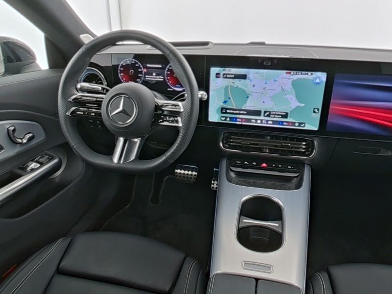 Fahrzeugabbildung Mercedes-Benz CLA350 4M AMG Prem+ AHK Superscreen DRIVE ASSIST