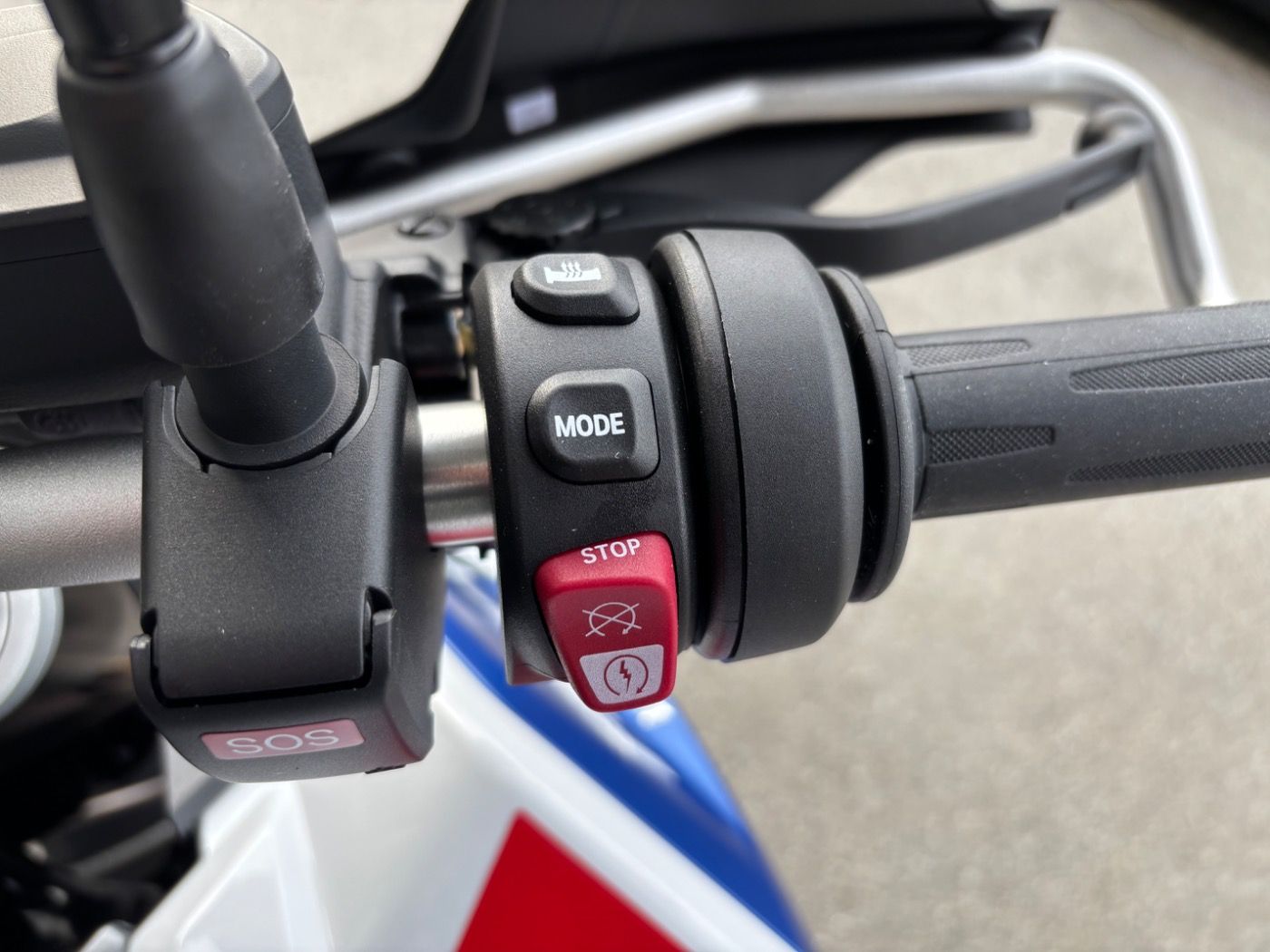 Fahrzeugabbildung BMW F 900 GS Trophy Dynamik-Paket