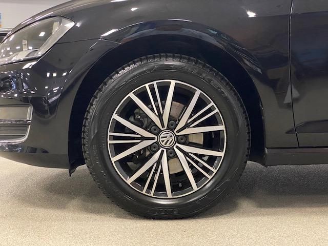 Fahrzeugabbildung Volkswagen Golf 1.4 TSI Allstar BMT AHK+SITZHEIZ+ALLWETTER+