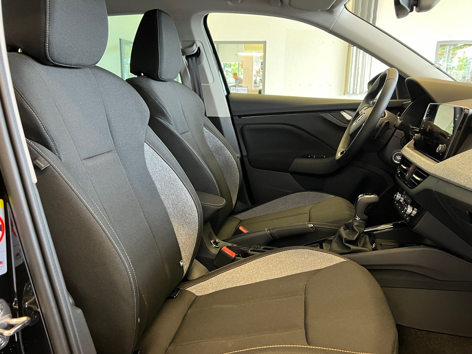 Fahrzeugabbildung SKODA Scala DRIVE 1.0 TSI DSG *Sitzheizung,KESSY*