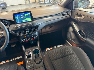 MYAUTOCENTER – Gebraucht- und Jahreswagen mit Werkstattservice in Pfaffenhofen Ford Focus *KEYLES*HEAD-UP*LKHZ*2-ZONEN*ACC*VOLL*
