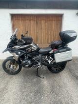 BMW GS 1250 schwarz exclusive - BMW Motorräder in Augsburg