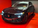 Maserati Levante/3.8 V8/530 PS/GTS/Q4/PANO/1.HAND/PERFEKT - Maserati Levante GT