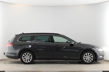 Volkswagen Passat Variant - 8