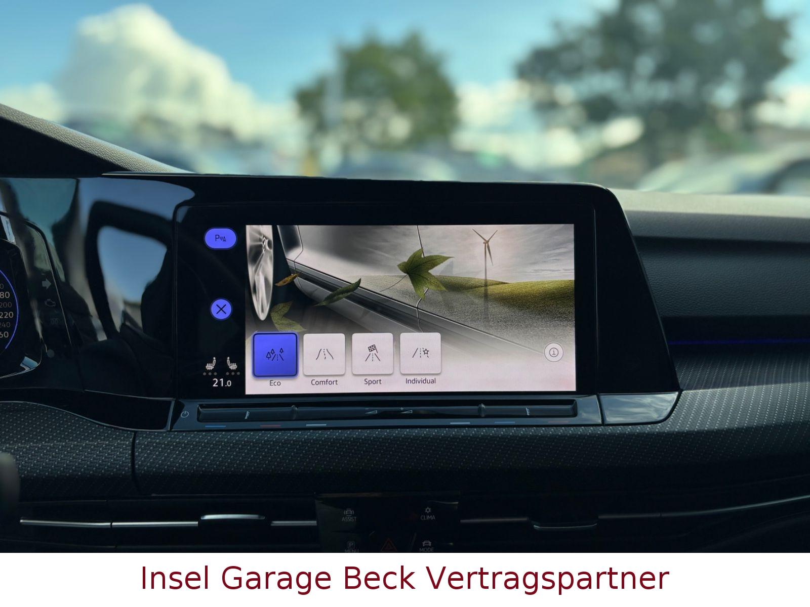 Volkswagen Golf VIII Variant R-Line|Carplay|LED|ACC|1.Hand