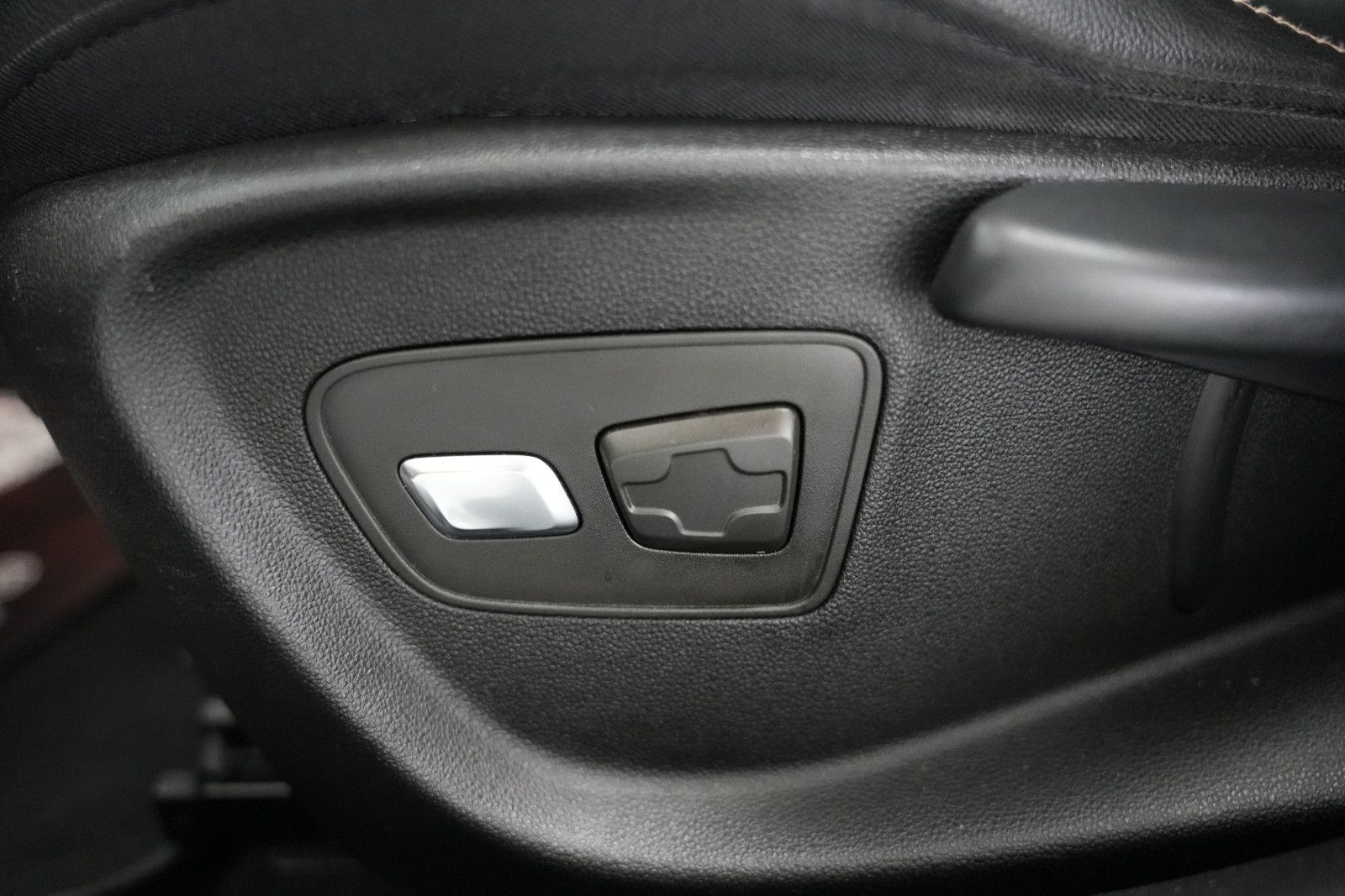 Fahrzeugabbildung Renault Talisman Grandtourer /BOSE/PANORAMA/HUD/ACC