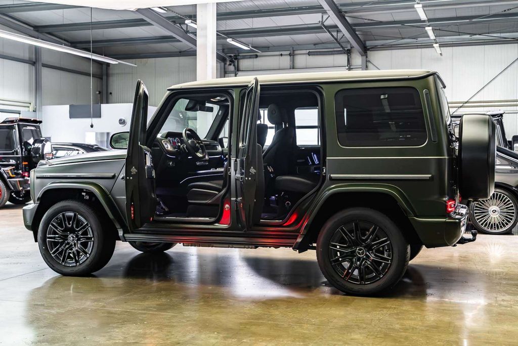 MERCEDES-BENZ G-Class 2026
