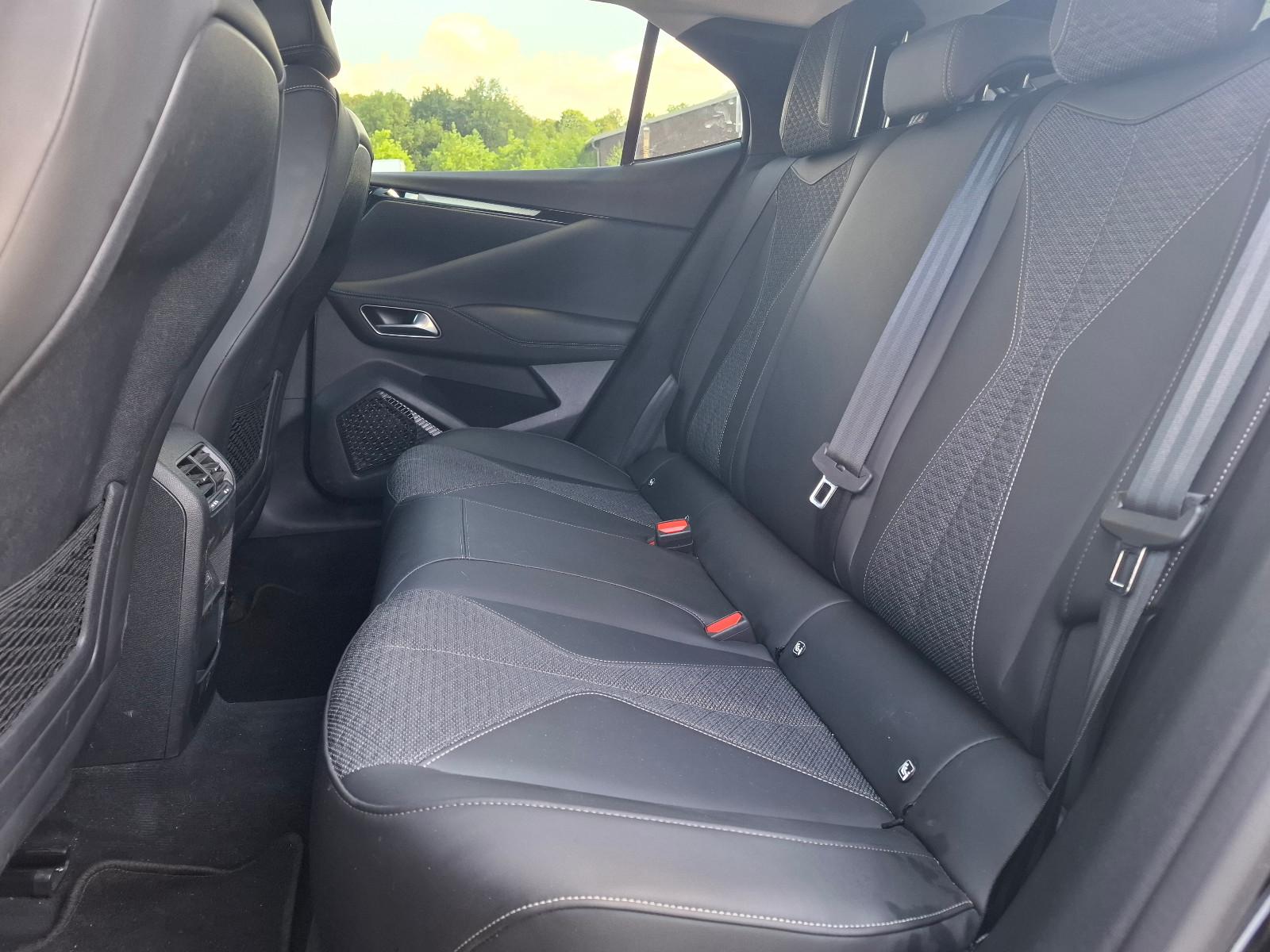DS Automobiles DS4 Benzin1.2Aut Trocadero,Head-Up,RFK,LED,Leder