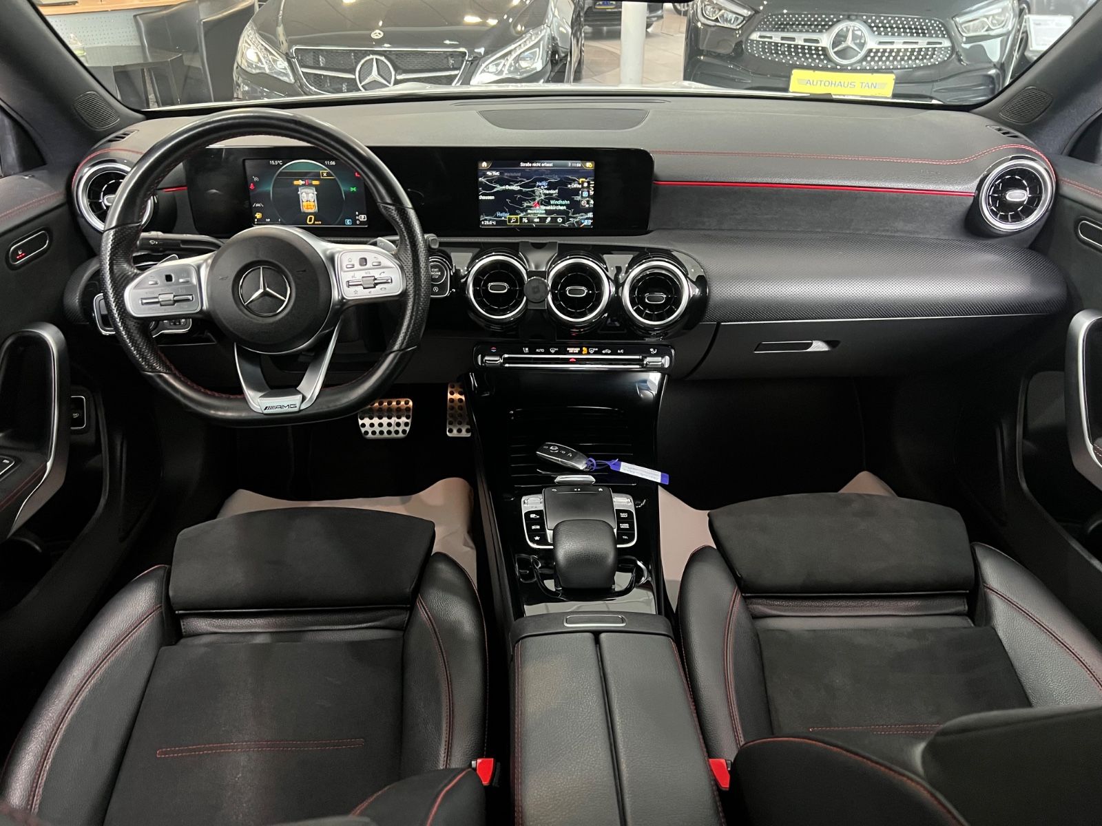 Fahrzeugabbildung Mercedes-Benz CLA 200 AMG * 35 AMG OPTIK *