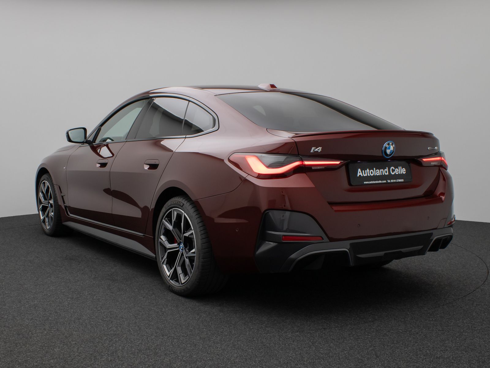 Fahrzeugabbildung BMW i4 eD40 M Sport 360°DAB H/K Komfort Alarm 19Zoll