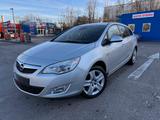Opel Astra Sports Tourer 1.4 Turbo/Tüv02.2027 - Opel Astra aus 2011: Turbo
