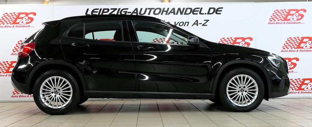 Mercedes-Benz GLA 180