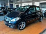 Mercedes-Benz A 160 Avantgarde TEILLEDER/SHZ/PDC/ECO-MODUS - Mercedes-Benz A 160: Avantgarde