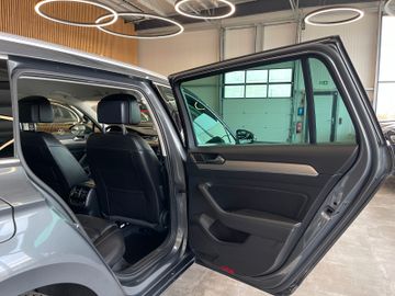 Volkswagen Passat Variant Highline BMTStart-Stopp *AHK*SHZ