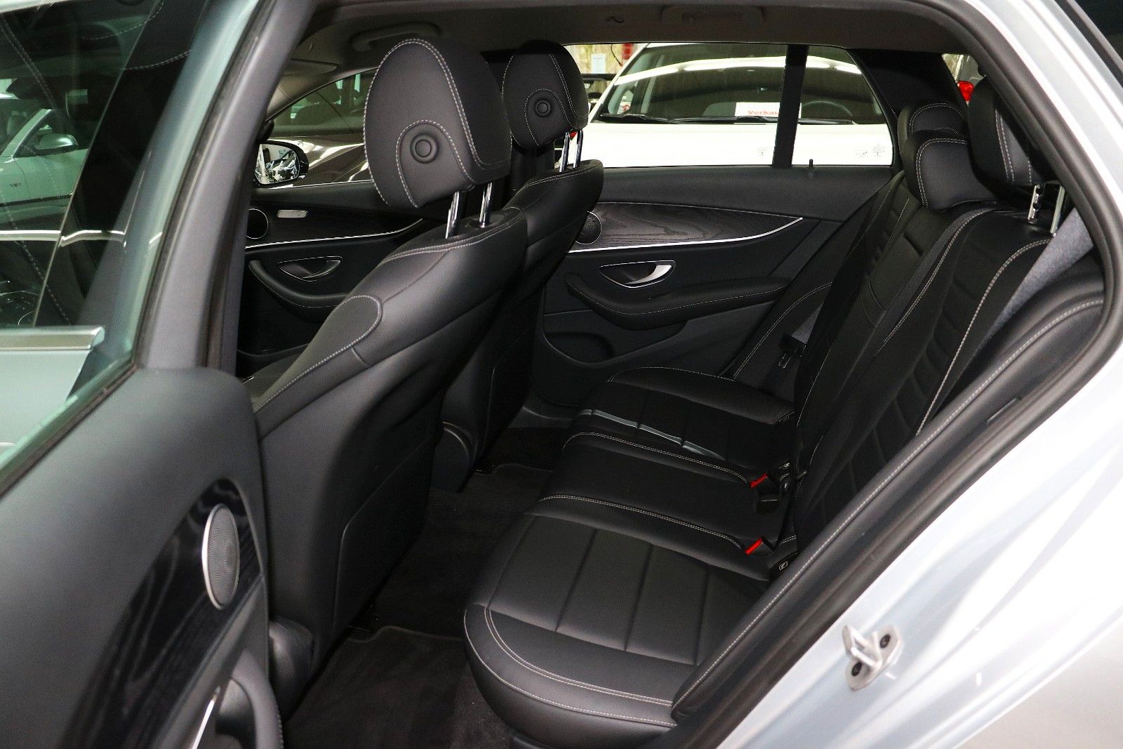 Mercedes-Benz E 200 D T-Modell Automatik foto 8