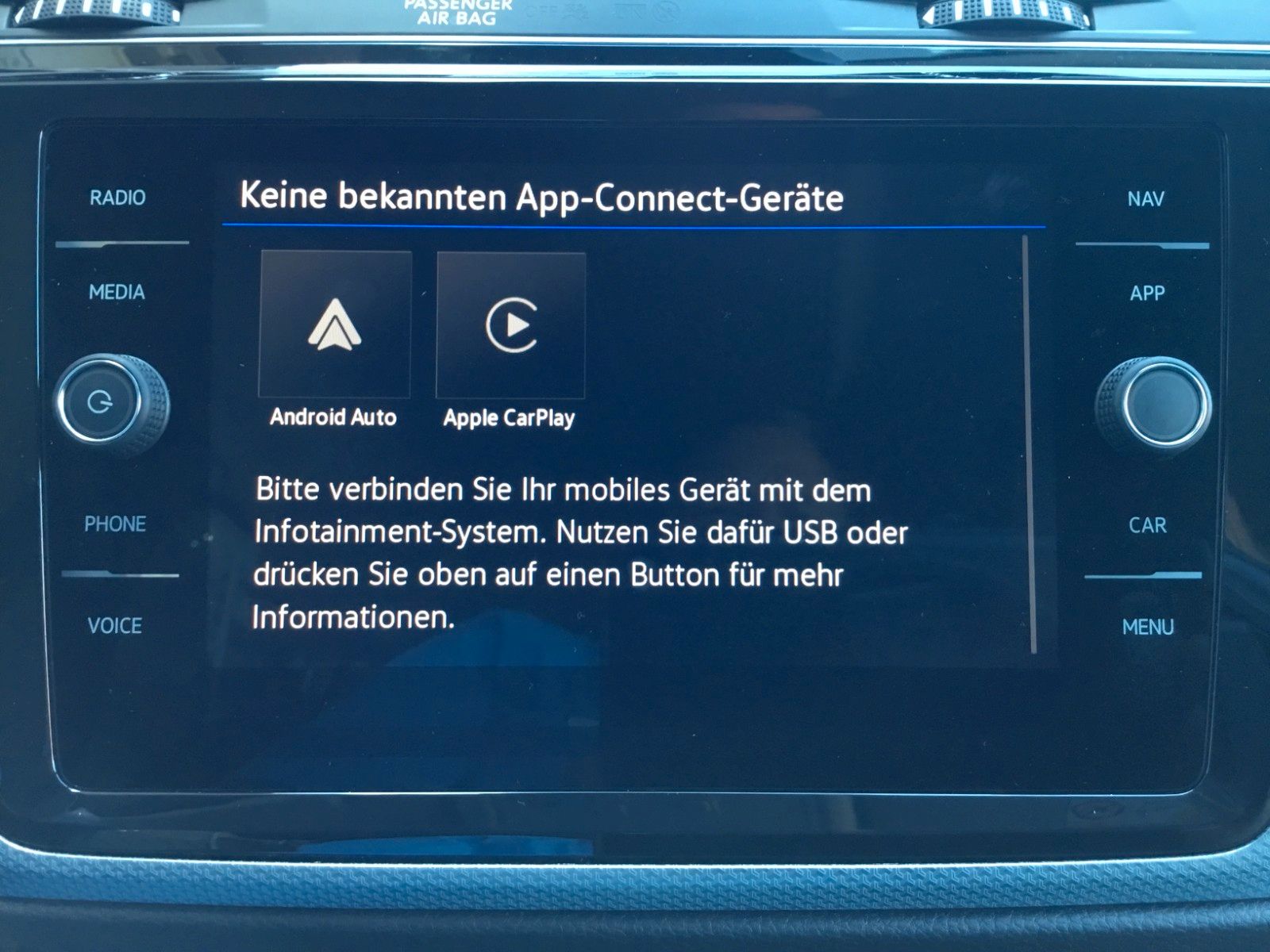 Fahrzeugabbildung Volkswagen Touran 1.5 TSI DSG Goal+LED+AHK+7Sitzer+Kamera