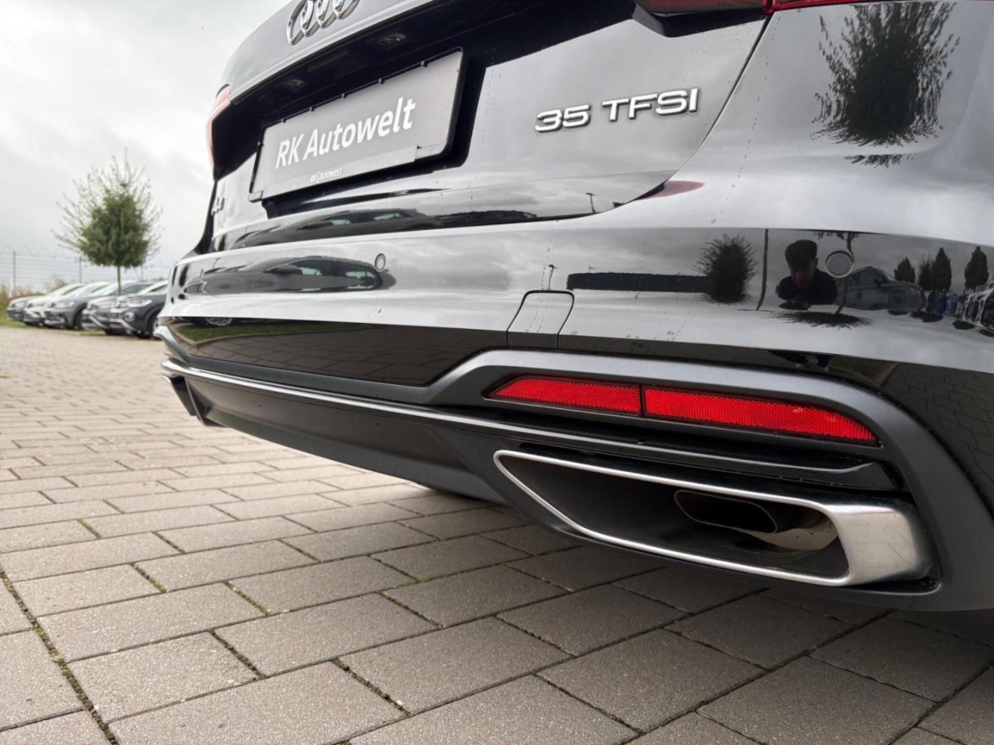 Audi A4 Avant advanced 35 2.0 TFSI Navi Memory Sitze