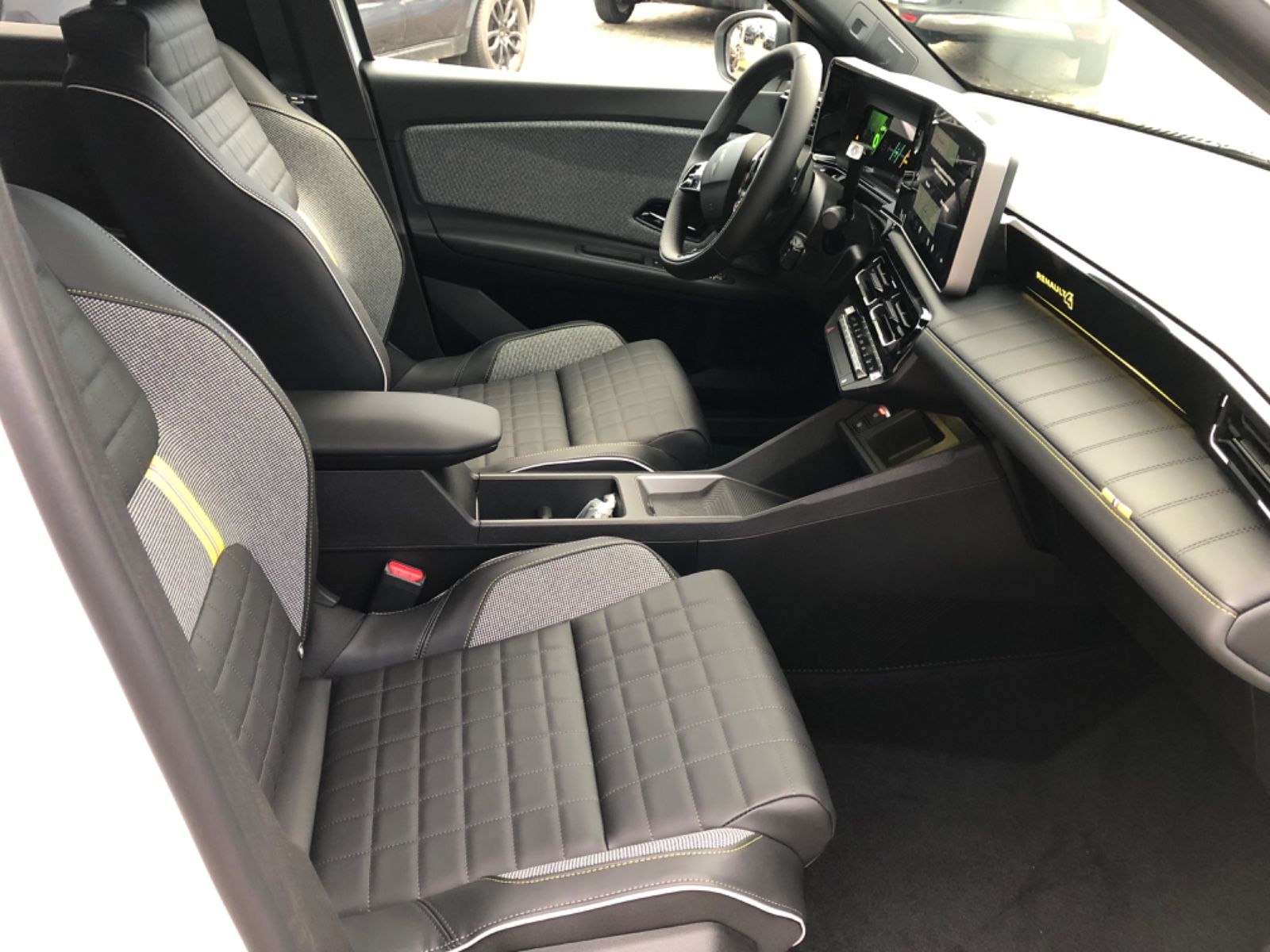 Renault R 4 - Bild 2