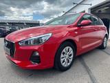Hyundai i30 1.4 Pure / WR - Hyundai i30: Pure