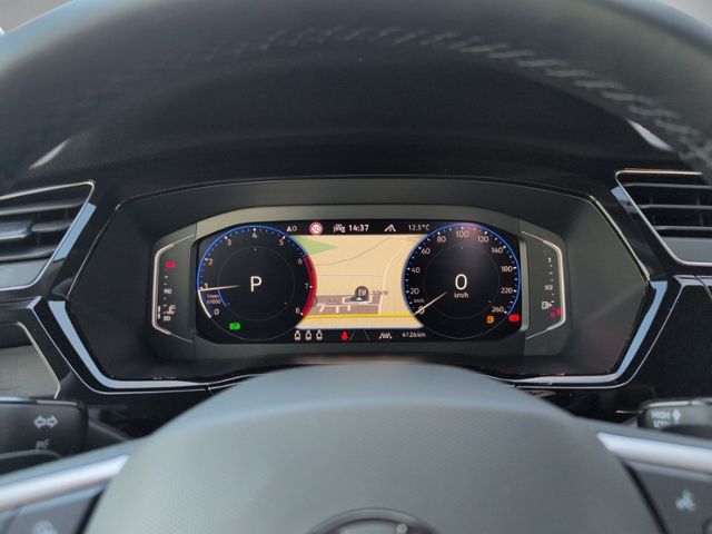Touran 1.5 TSI DSG HIGHLINE AHK+LED+NAVI+RFK+DCC