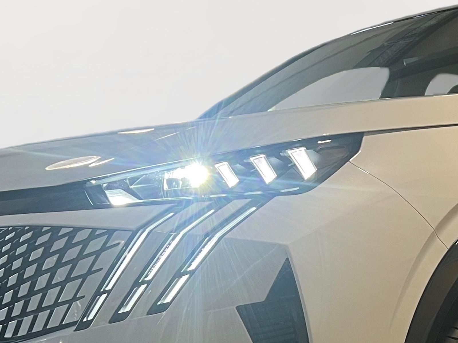 Peugeot 3008 Dual-Elektromotor 325 AWD Launch Edition