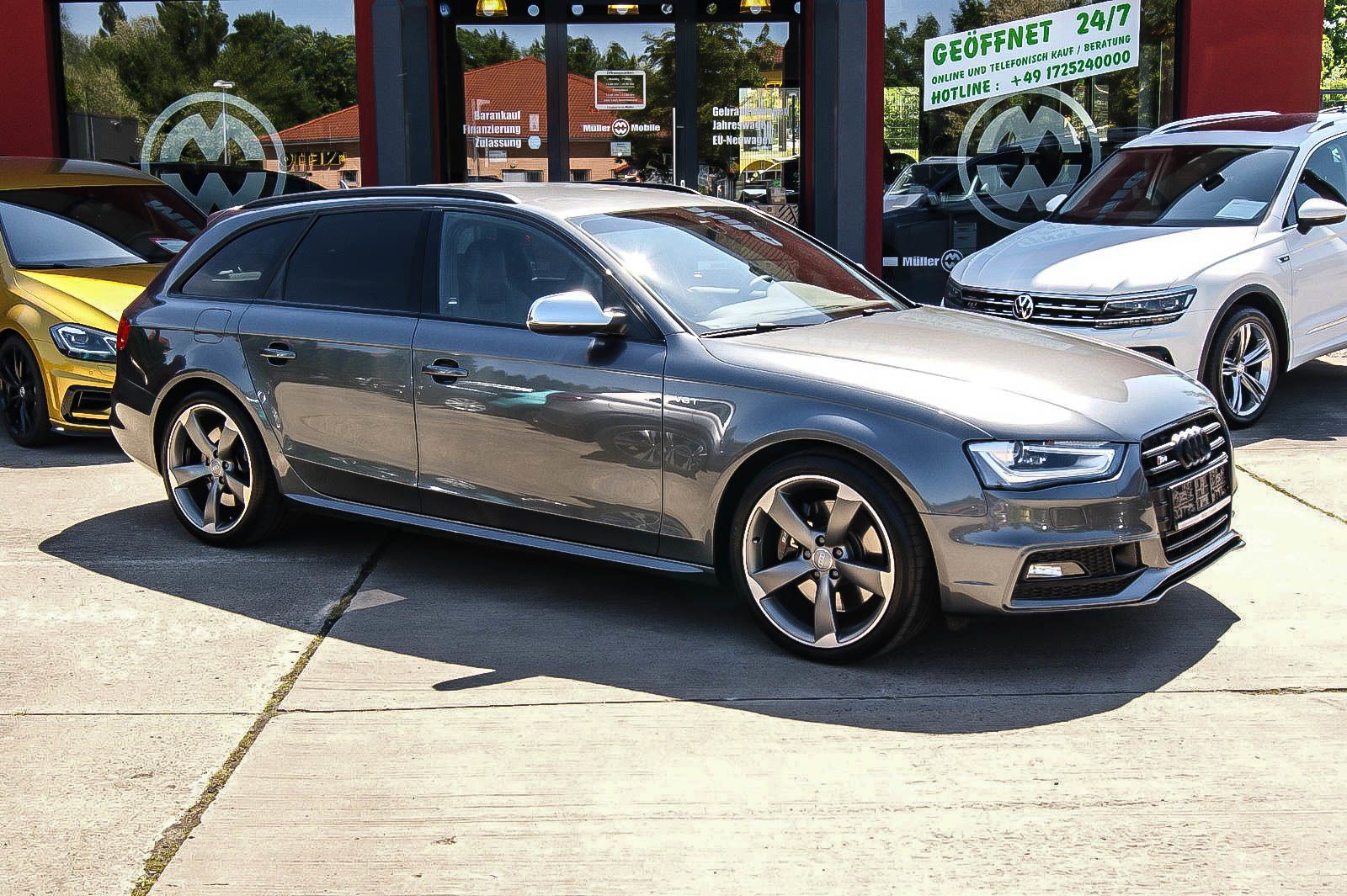 Fahrzeugabbildung Audi S4 Avant 3.0T V6 quattro B&O Sound TOP GEPFLEGT