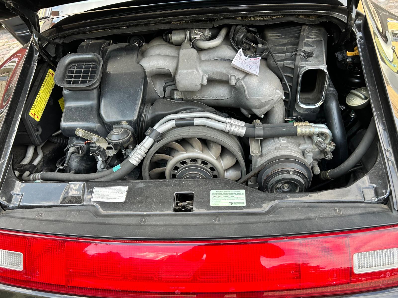 Porsche 993 Targa - Top und im Turbolook!